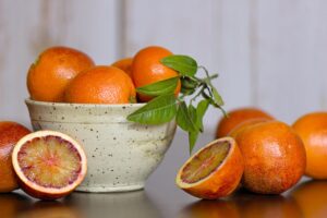 エイジングケアに最適なサプリはビタミンC高配合で選ぶべき？